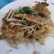 เมนูของร้าน ผัดไทย หอยทอด ตลาดอตก.(เจ๊สมรเจ้าเก่า20ปี)