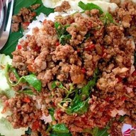 เมนูของร้าน กะเพราโหด โคตรตำ ยำแหลก