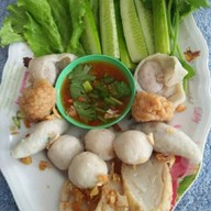 เล้ง ก๋วยเตี๋ยวลูกชิ้นปลาสาขาบางใหญ่(ทำเอง)ไร้สาร”สูตรเยาวราช” สาขาบางใหญ่
