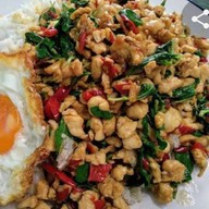 ปอ-ชา-ชื่น ริมคลองประปา
