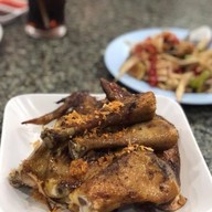 ไก่ย่างมิตรภาพ เขาสวนกวาง