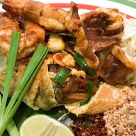 ผัดไทยทิพย์ ลาดพร้าว96(HalaL)
