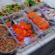 ยำอีโบโซแซ่บ