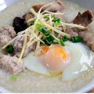 ครัวอ้อมแอ้ม