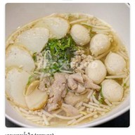 ก๋วยเตี๋ยวต้มยำ-บะหมี่เกี๊ยวหมู