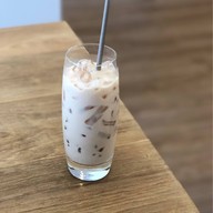 sri the shophouse สี