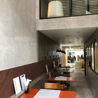 sri the shophouse สี