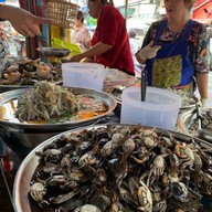 เมนูของร้าน กั้งดอง ปูดอง เจ๊ดาเยาวราช