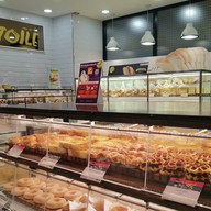 แซง-เอ-ตัวล ดิเอ็มโพเรี่ยม ชั้น 5