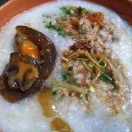 เมนูของร้าน โจ๊กสายเปย์