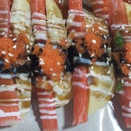 เมนูของร้าน เฟี้ยวฟ้าว ซูชิ