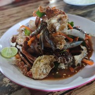 ยำปูม้าเจ็ดยอด สารภี