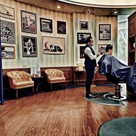 Truefitt & Hill ดิเอ็มโพเรียม