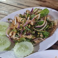 ยำปูม้าเจ็ดยอด สารภี