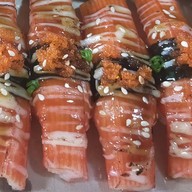 เมนูของร้าน เฟี้ยวฟ้าว ซูชิ