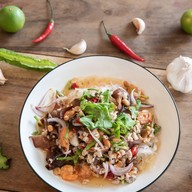 เมนูของร้าน คนละยำ ตำแซ่บ ณ บ้านติดต่อ ต้นตำหรับ