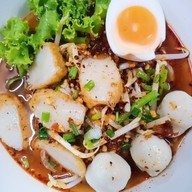 ก๋วยเตี๋ยวเนืัอฮาลาล(เจ้าเก่าแถวแมคโคร)