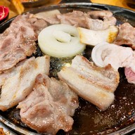 เมนูของร้าน หมูจุ่มชีส ชลประทาน โคราช -