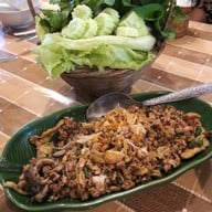 ครัวไม้เมือง