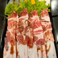 เมนูของร้าน หมูจุ่มชีส ชลประทาน โคราช -
