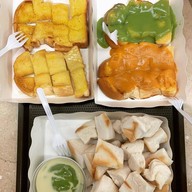 เมนูของร้าน มนต์นมสด เสาชิงช้า