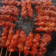 ร้านส้มตำครกหิน