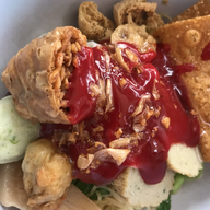 เมนูของร้าน ชาย เย็นตาโฟรสเด็ด วังบูรพาภิรมย์