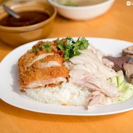 เมนูของร้าน แตรไก่ตอน ข้าวมันไก่24วรจักร