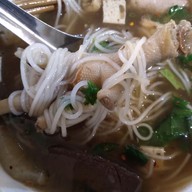 เมนูของร้าน ก๋วยจั๊บวังเวงโภชนา (ร้านก๋วยจั๊บเส้นเล็กที่ขายดีมากแต่ปิดไปนาน)