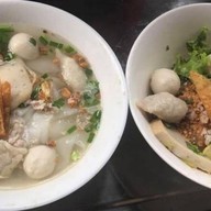 แหลมลูกชิ้นปลา สาขานวลจันทร์22 เกษตร - นวมินทร์