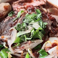 หิวเตี๋ยวเลี้ยวมาชิม