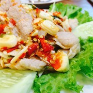 คุณหมีกินจุ KHUNMEEKINJU เพชรเกษม 77 ตลาดรวมโชค