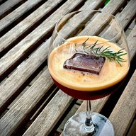 4 Monkeys Coffee • Bar
