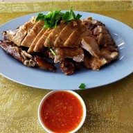 ก๋วยเตี๋ยวเป็ดเป่าปาก ลำลูกกาคลอง4 คลอง4