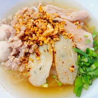เมนู ก๋วยเตี๋ยวต้มยำนิรันดร์7 .