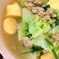ป้ากุ๊กอาหารตามสั่ง พึ่งมี22