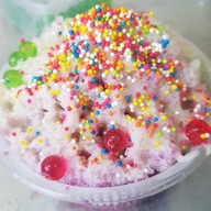 Ice I Am น้ำแข็งไส&ของทอด (DIY Shaved Ice Bakery&Fried Food) ดินแดง