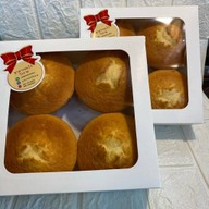 ญาดาขนมไข่โบราณ สาขาเดิมวิคตอเรีย