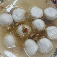 เมนูของร้าน ไฮเช็งก๋วยเตี๋ยวลูกชิ้นปลา พระยาสุเรนทร์(รามอินทรา109)