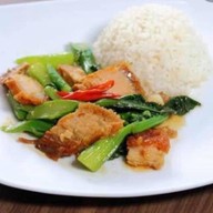 ครัวอ้อมแอ้ม