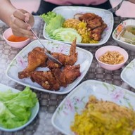 ร้านนิเราะห์ไก่ทอดหาดใหญ่ @บางขุนนนท์ (ฮาลาล) นิเราะห์ไก่ทอดหาดใหญ่ บางขุนนนท์