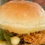 Share Cups cafe halal ราษฎร์อุทิศ68 คู้ขวา