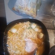 ครัวเส้นแกงร้อน ก๋วยเตี๋ยวต้มยำ&อาหารตามสั่ง  อ่อนนุช 34