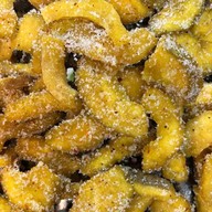 สามใบเถา ผลไม้แช่อิ่ม วิหารหลวงพ่อพระมงคลบ่พิตร