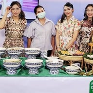 ร้านถนอมไทย ตลาดถนอมมิตร วัชรพล