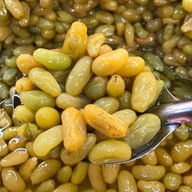 สามใบเถา ผลไม้แช่อิ่ม วิหารหลวงพ่อพระมงคลบ่พิตร