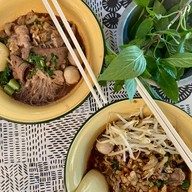 เมนูของร้าน 4ป เตี๋ยวน้ำตก