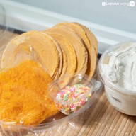 เมนูของร้าน ขนมเบื้องเมืองโอ่ง ซอย 2