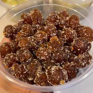 สามใบเถา ผลไม้แช่อิ่ม วิหารหลวงพ่อพระมงคลบ่พิตร