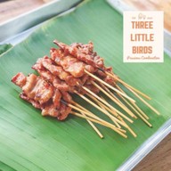 Three Little Birds หมูปิ้งรสเลิศ